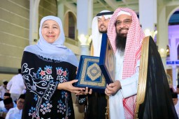 thumbnail Gubernur Khofifah Sampaikan Terimakasih Atas Izin Kampung Haji Indonesia di Makkah