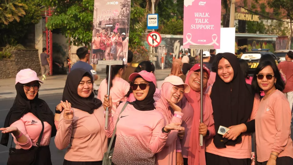 Gelorakan Pink Month, Sheraton Surabaya Gelar Aksi Peduli Kanker Payudara Lintas Kota