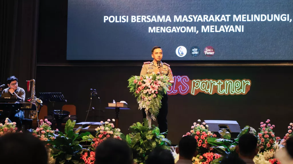 Sambangi Gereja Pantekosta Sawahan, Kapolres Jombang Gelar Minggu Kasih dan Serukan Sinergitas