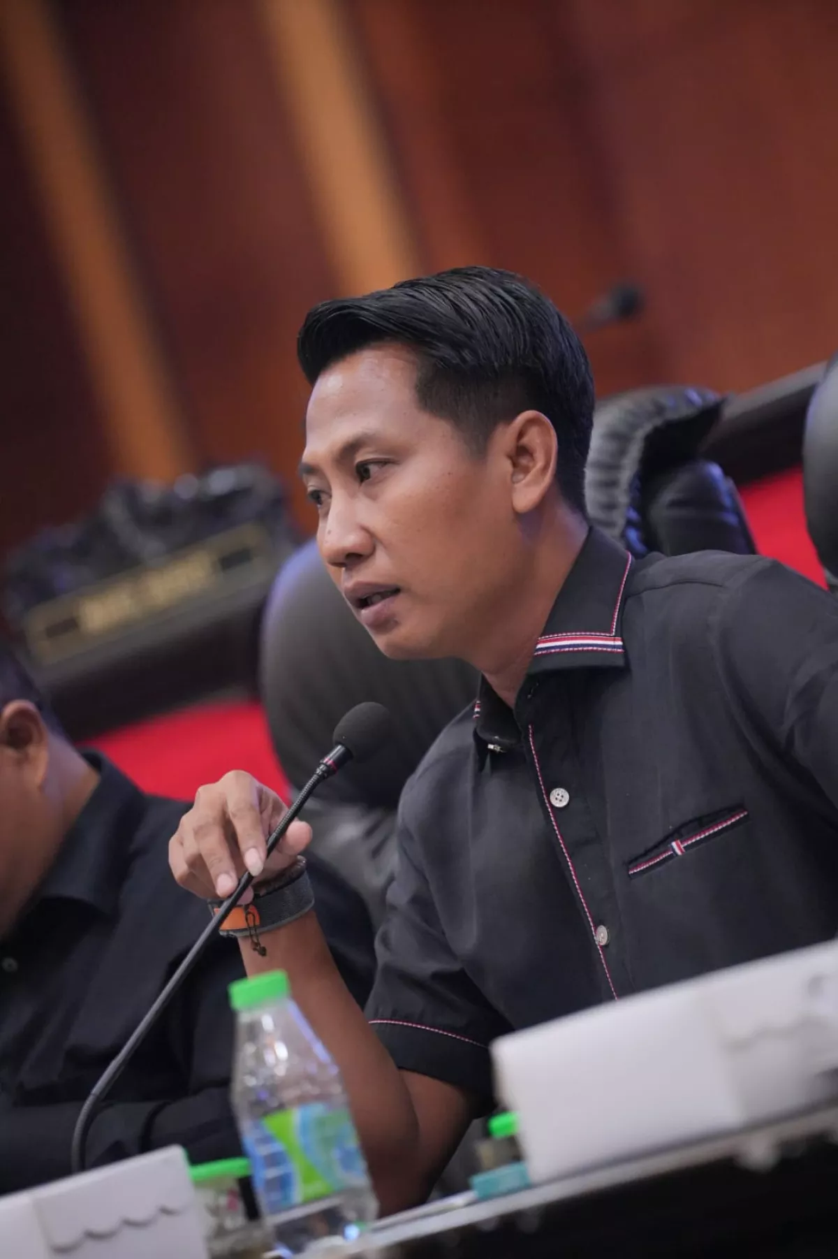 Baca juga : Sebanyak 256 Siswa SMPN 1 Kabuh Jombang Diduga Keracunan MBG, DPRD Desak Investigasi SPPG