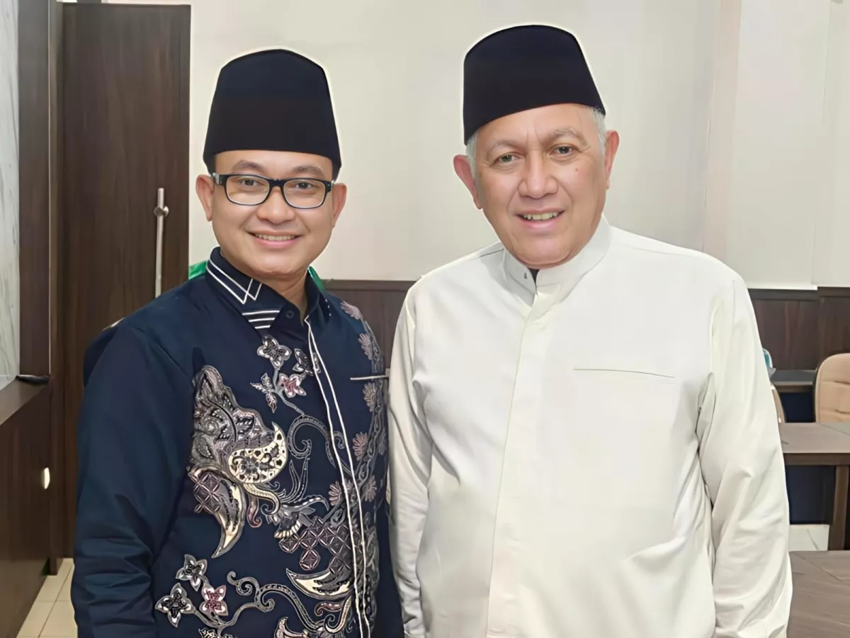 Gus Kikin dan Ujian Besar Membenahi "Konstitusi" NU: Sebuah Kontribusi Pemikiran