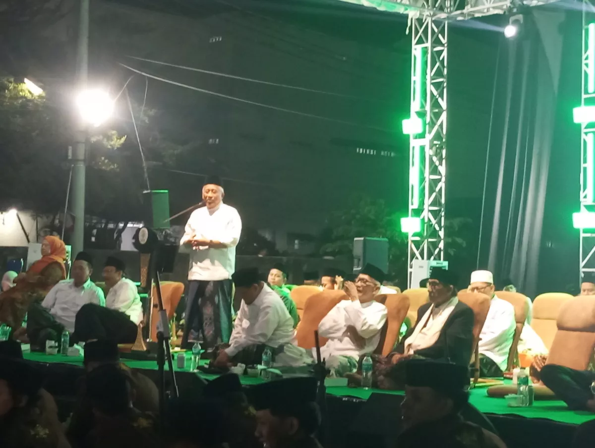 Baca juga : Catatan Muktamar Ke-35 NU: Prof Nuh Beberkan 3 Hal Luar Biasa di Tambakberas