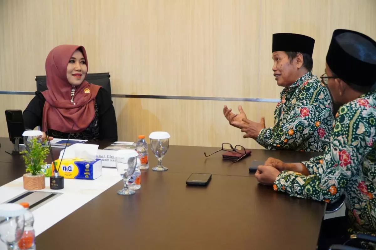 FKPQ Jatim Mengadu ke DPD RI Lia Istifhama, Ungkap Guru Ngaji Belum Tersentuh Bantuan Provinsi