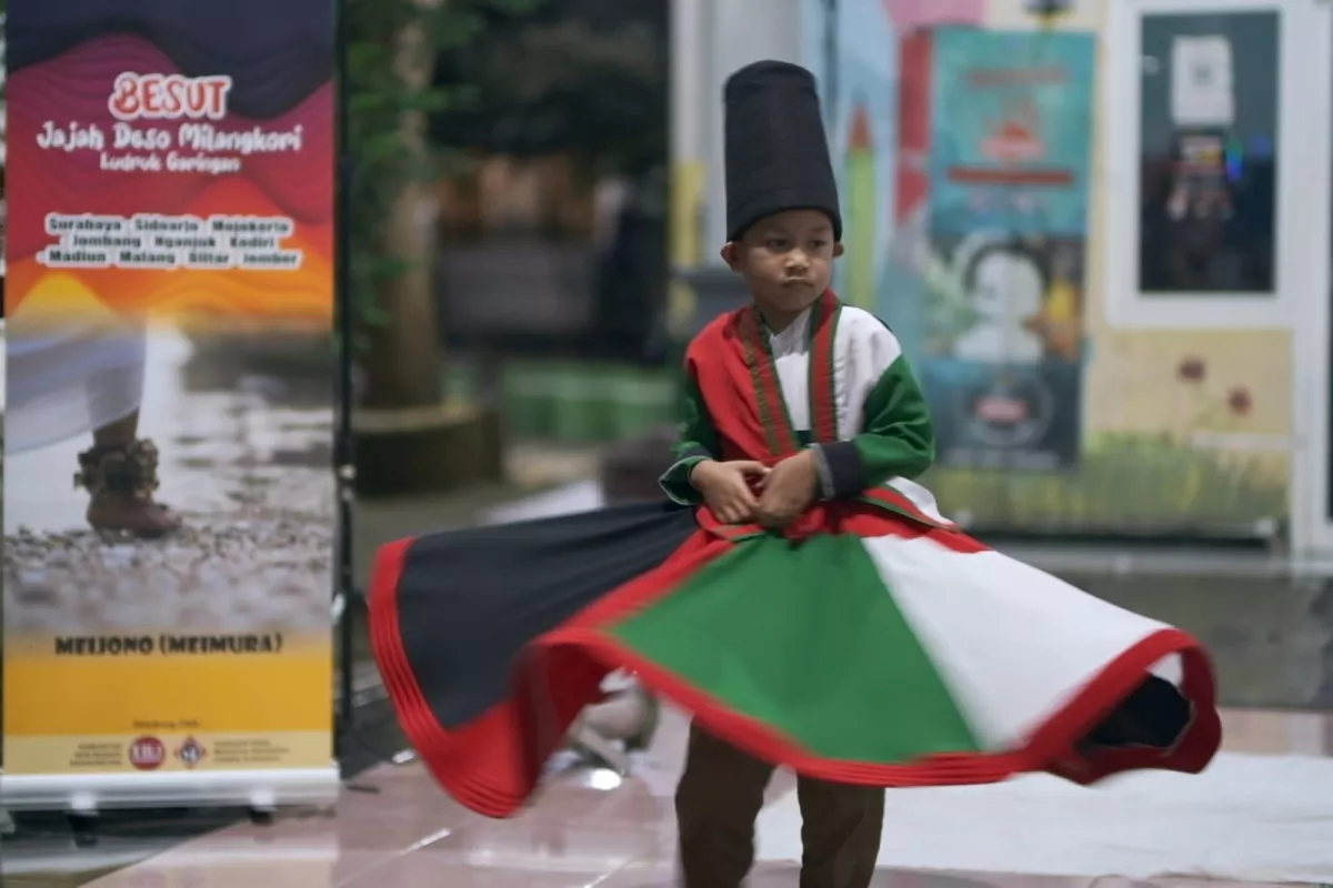 Peringatan Hari Rumi Sedunia di THR Surabaya: Merajut Cinta, Damai, dan Kemanusiaan Lewat Tari Sufi