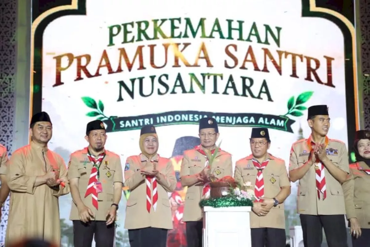 Buka Perkemahan Pramuka Santri Nusantara VI, Khofifah Singgung Sejarah Majapahit dan Bhinneka Tunggal Ika