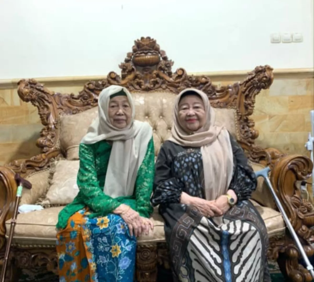 Kabar Duka dari Tambakberas: Bu Nyai Machfudhoh Wafat, Selamat Jalan Sang Pengayom Santri